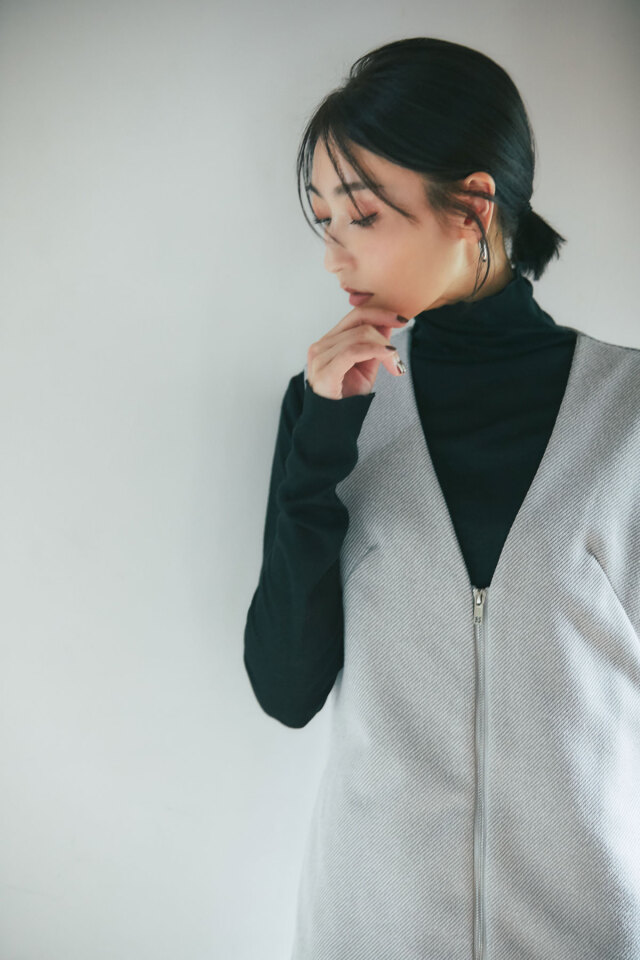 金子麻貴さん着用】フロントジップジャンスカ