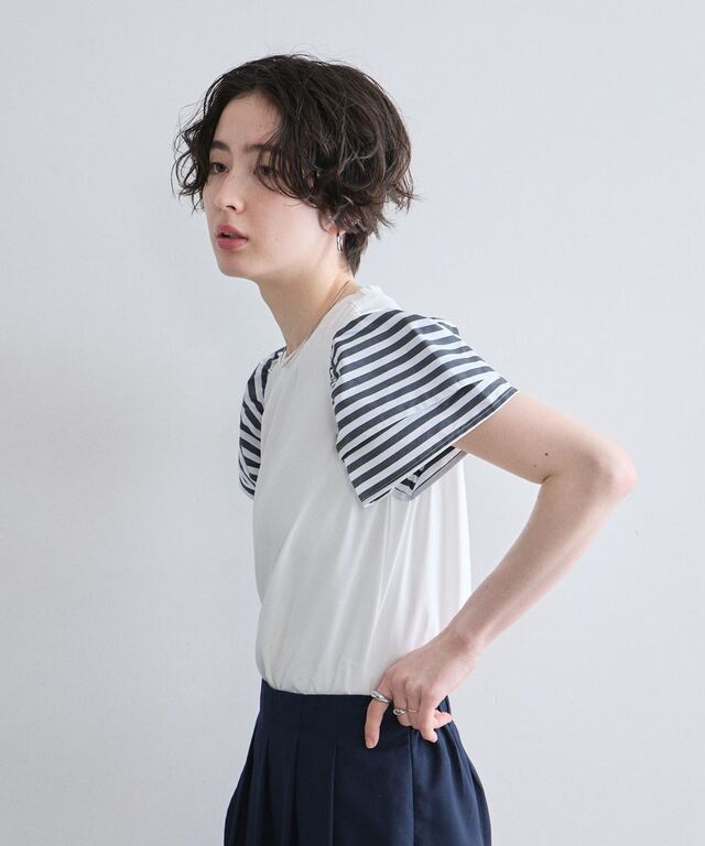 フリルスリーブTシャツ