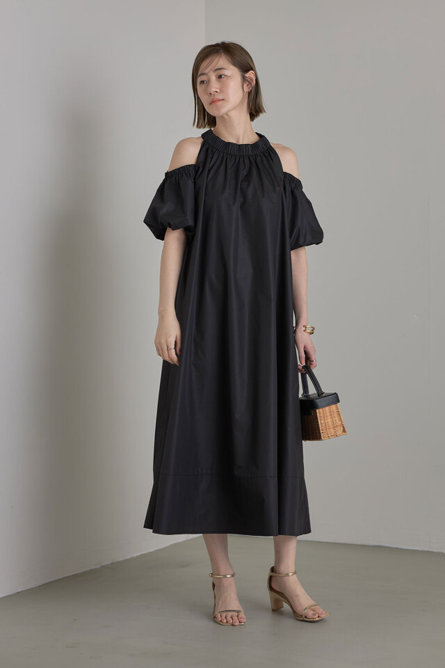 ショルダーオープンコットンワンピ 