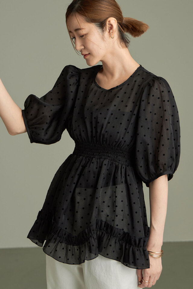 フロッキードットヘムフリルチュニック