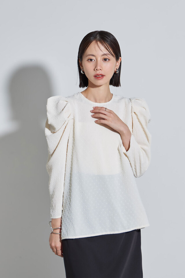 【新品タグ付き】SETUP タックデザインボリュームスリーブブラウス Mila Owen（ミラオーウェン）の「SETUP タックデザイン