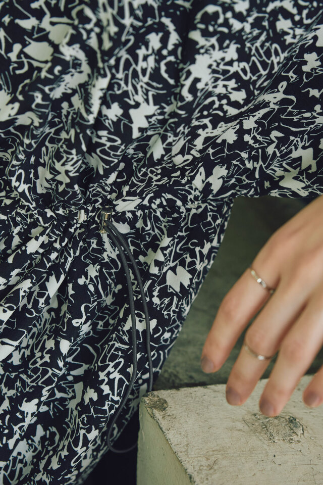 ニュアンスパターンドロストワンピース