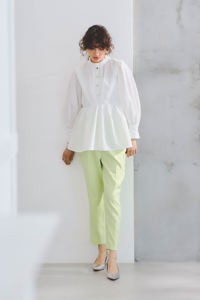 Juliette ブラウス ショルダータックフリル衿ブラウス