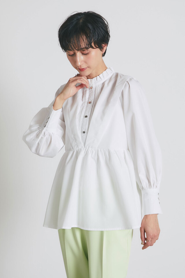 ショルダータックフリル衿ブラウス