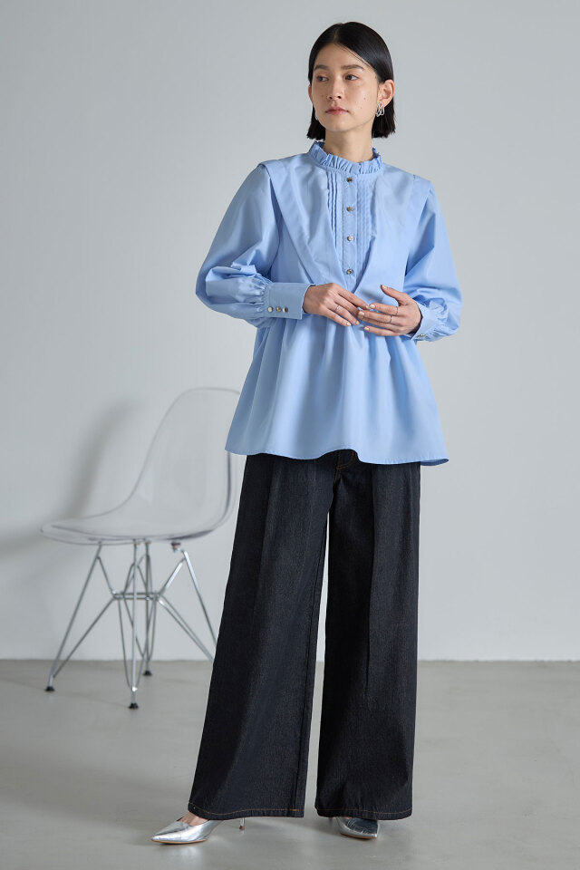 ショルダータックフリル衿ブラウス