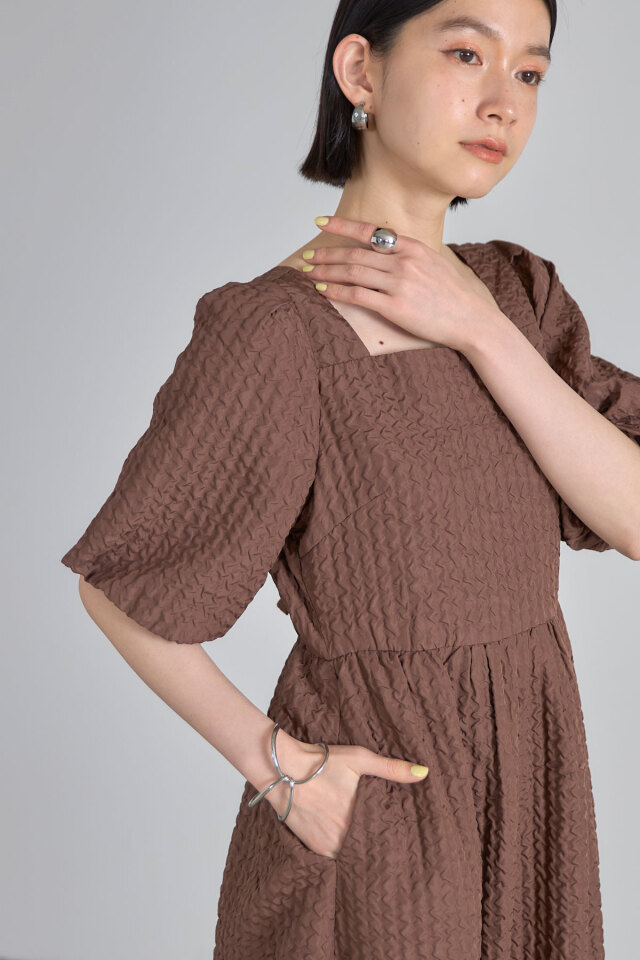 バックリボンふくれジャガードワンピース