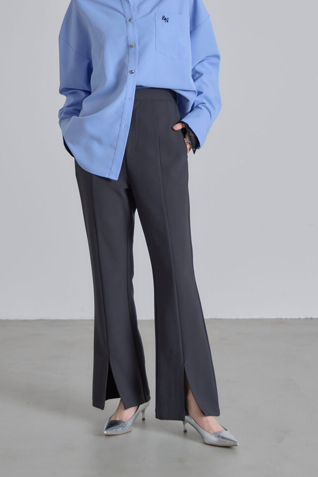 ストレッチセミフレアスリットパンツ