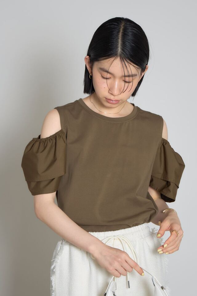 フリルオープンスリーブTシャツ