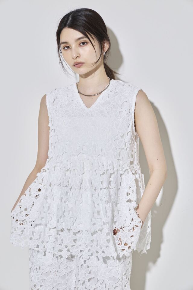 林田岬優さん着用】ケミカルレースブラウス