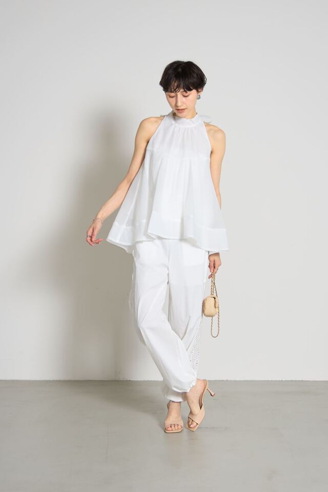 アメスリハイネックブラウス