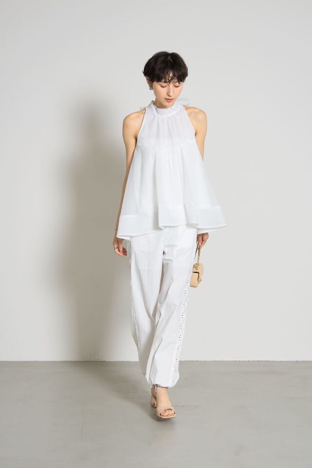 アメスリハイネックブラウス