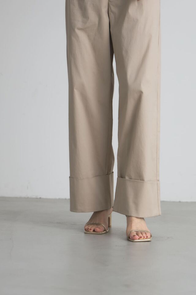 ロールアップチノワイドパンツ
