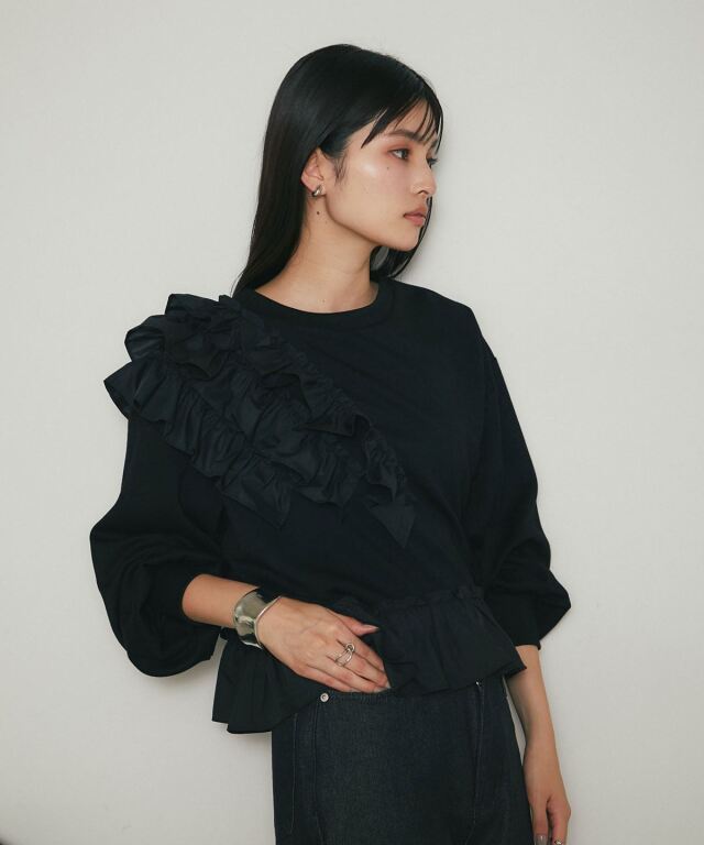 アシメフリルカットプルオーバー