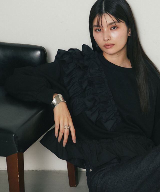 アシメフリルカットプルオーバー