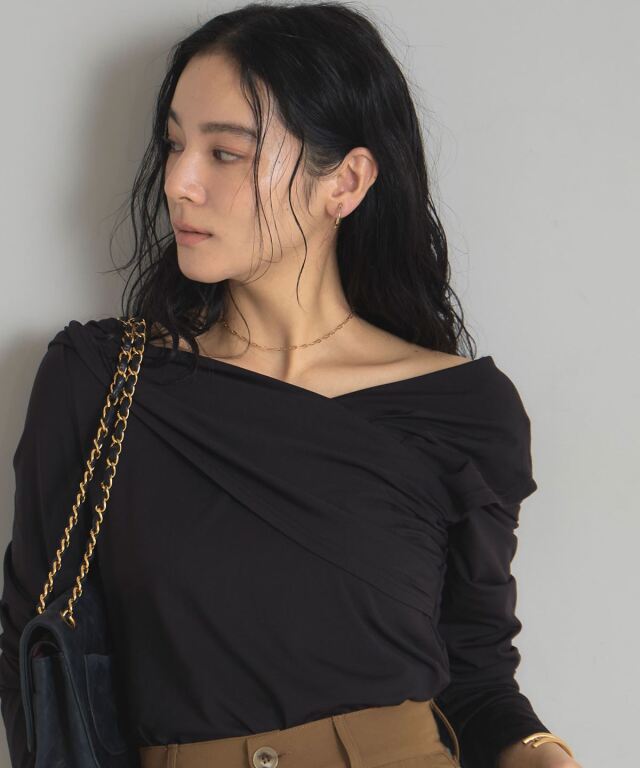 裏起毛オフショルアシメカットソー