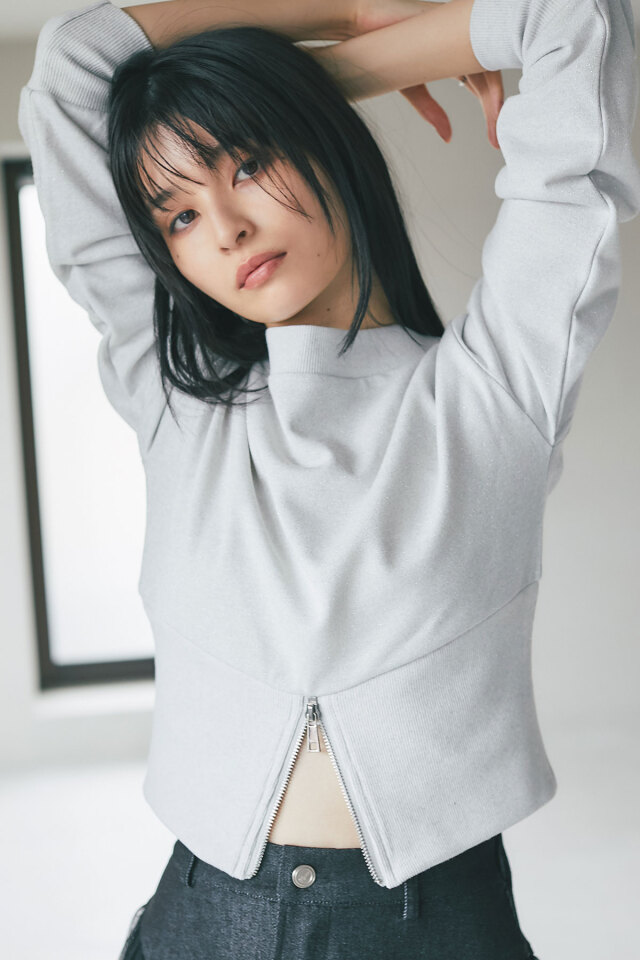 ケーブルニット