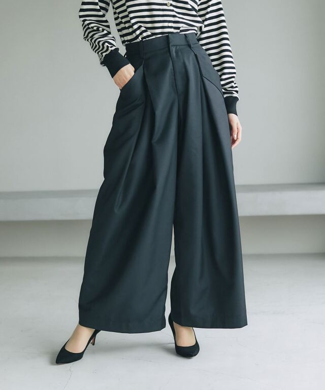 フラップ付きタックワイドパンツ