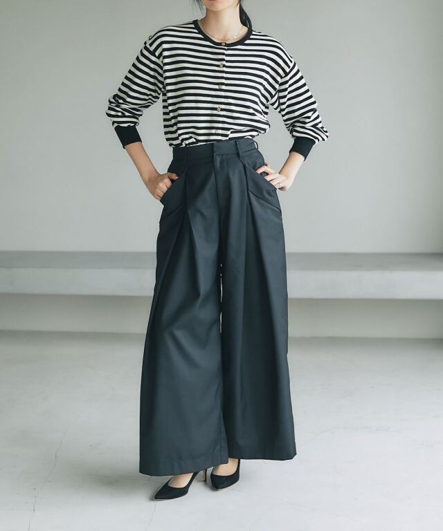 舞川あいくさん着用】フラップ付きタックワイドパンツ