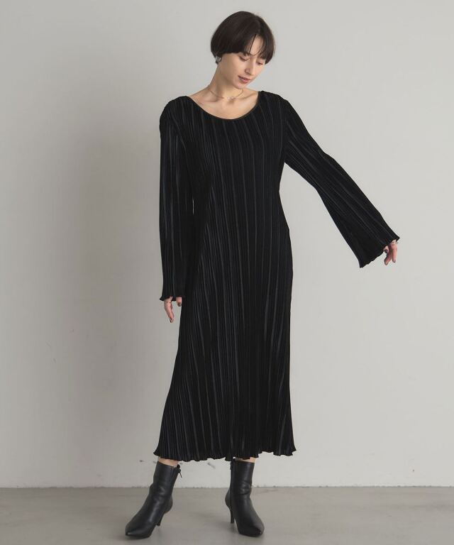 リブベロアワンピース