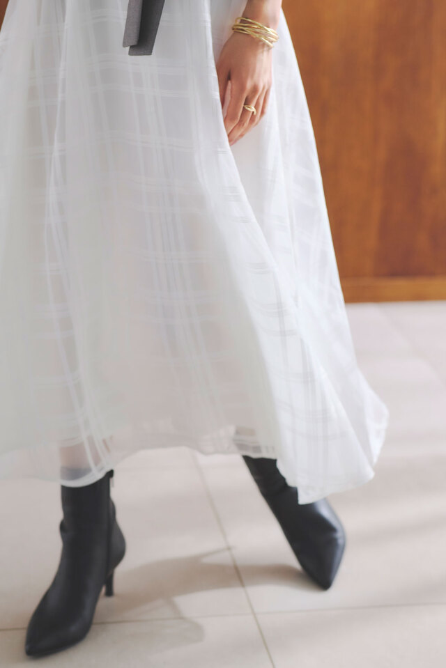 ビジュー付きスウェットチュニック