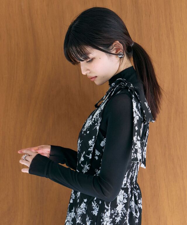 リボンディテールフラワープリントワンピース