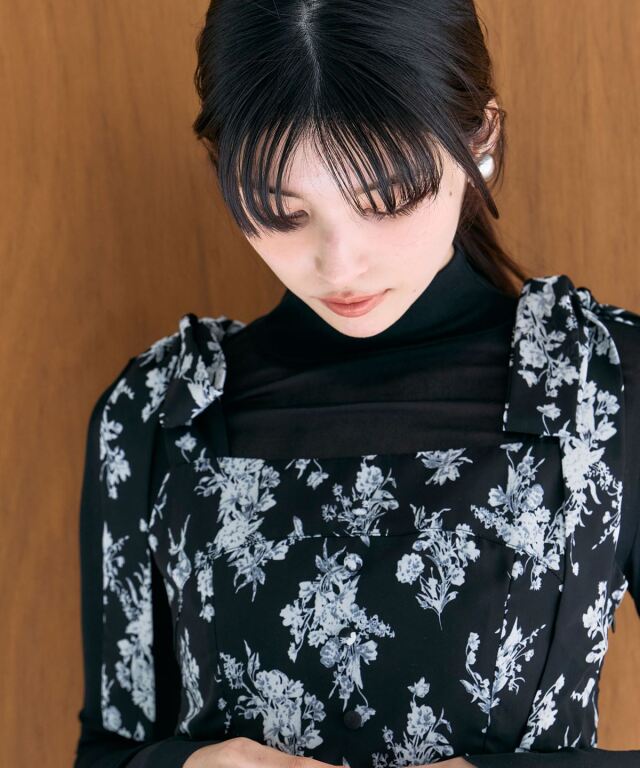 リボンディテールフラワープリントワンピース