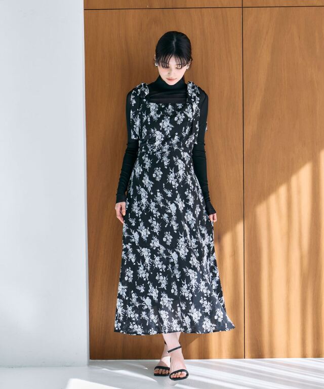 リボンディテールフラワープリントワンピース