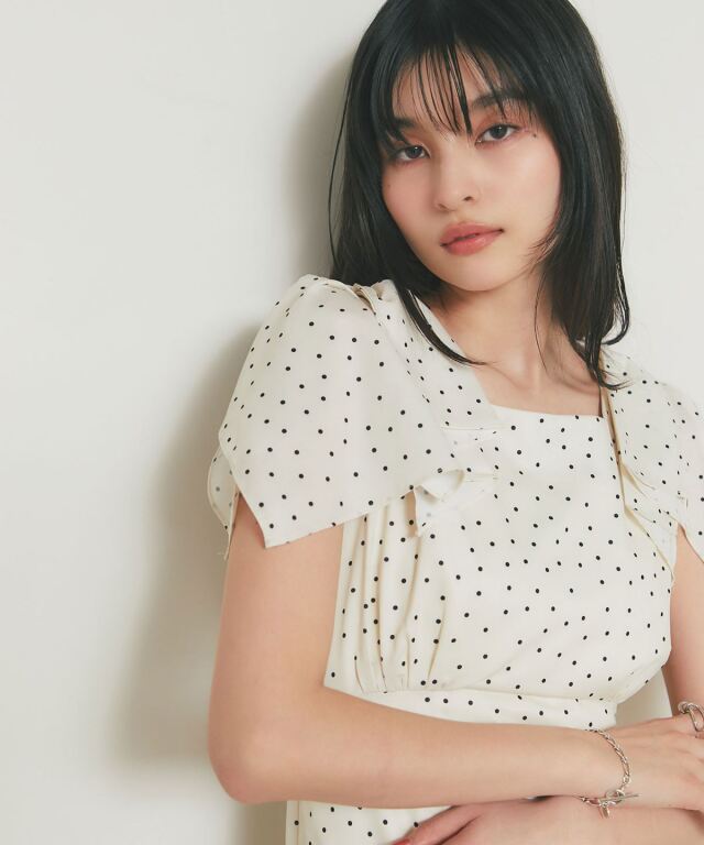 ドット柄リボンスリーブワンピース