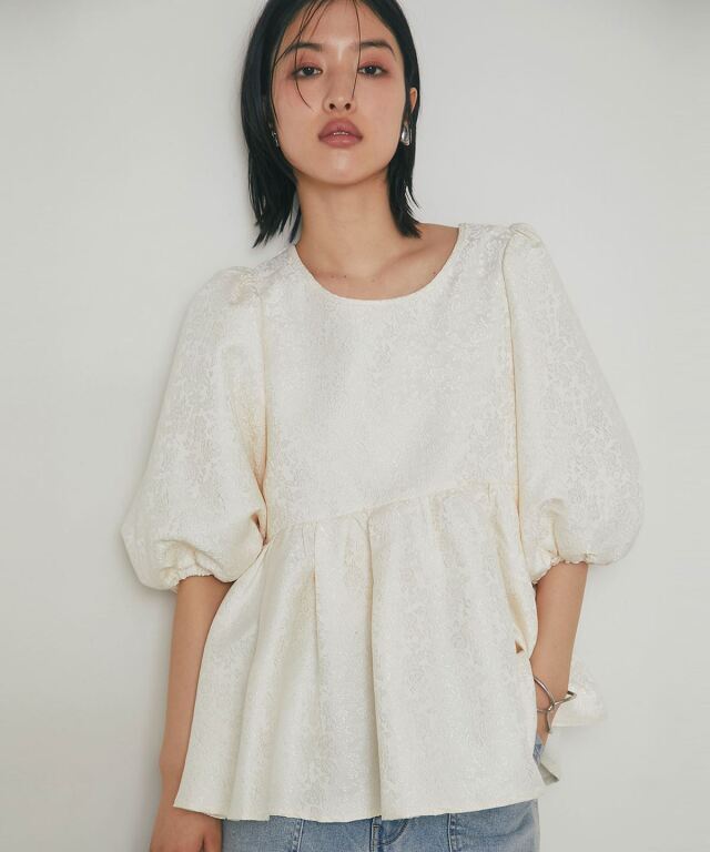 ジャガードパフトップス