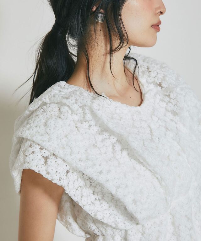 前後2WAY小花チュールボリュームタックブラウス