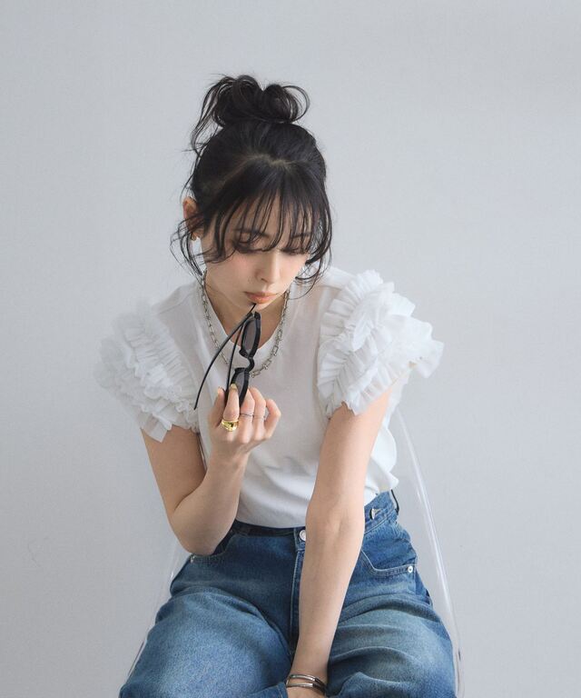 チュールフリルスリーブTシャツ
