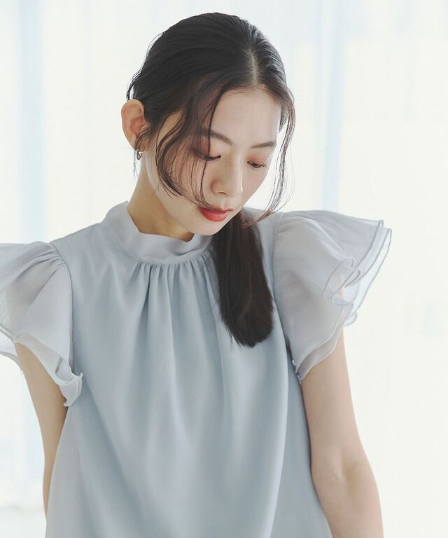 新品✨セオリー★洗える　ラッフルスリーブブラウス　ネイビー　シャツ　ブラウス ラッフルスリーブブラウス