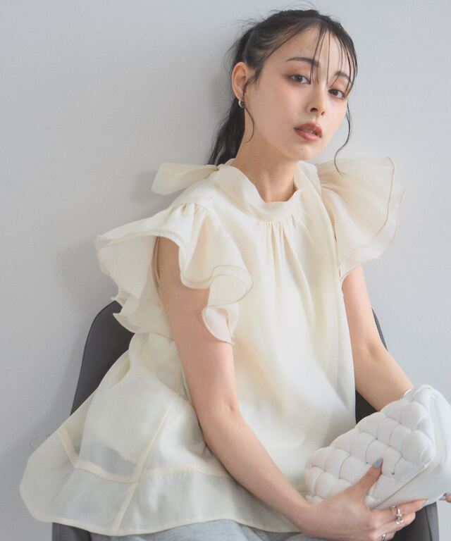 ♡ラッフルスリーブブラウス♡ WEB限定】配色ラッフルスリーブブラウス | natural couture(ナチュラル
