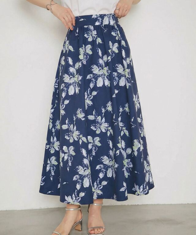 フラワープリントタフタフレアスカート