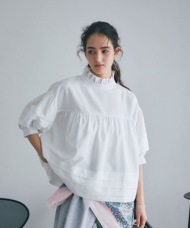 ネストローブ  ★フリルギャザーブラウス ナチュラルブランド【nest Robe/ネストローブ】よりフリルカラー