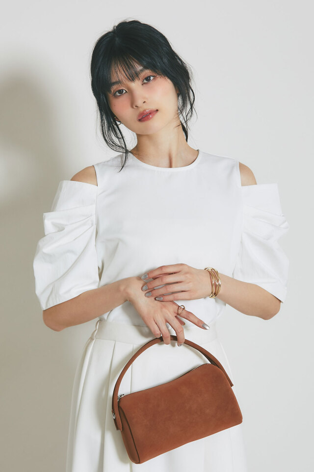 ケーブルニット