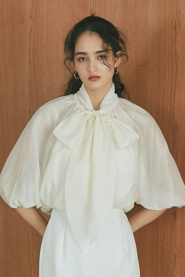 ケーブルニット