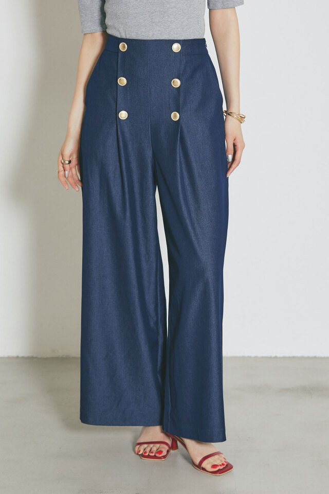 ビジュー付きスウェットチュニック