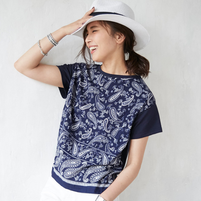 Bandana Print T Shirt レディース バンダナ柄 Tシャツ