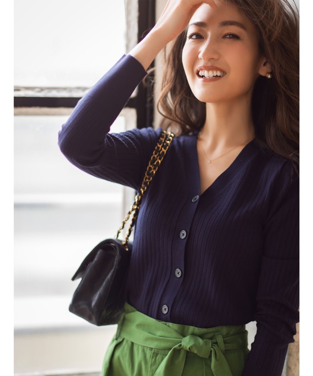 金子麻貴さん着用 高橋志津奈さん着用 リブニットvネックカーディガン Sale品につき返品 交換 注文確定後の変更キャンセル不可