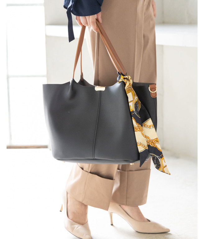 佐藤 匠さん着用 スカーフ付きスタイリートートバッグ