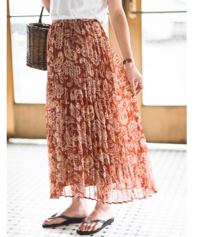 品番拡大》《石上美鈴さん着用》ペイズリー柄プリーツスカート＊SALE品