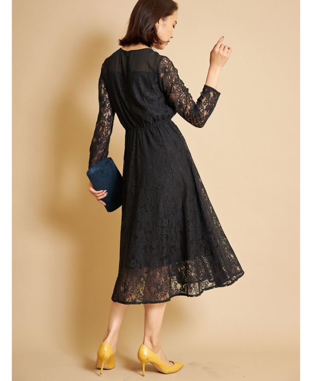 レースフィットアンドフレアワンピース