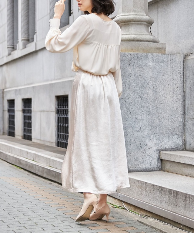 ヴィンテージサテンナロースカート