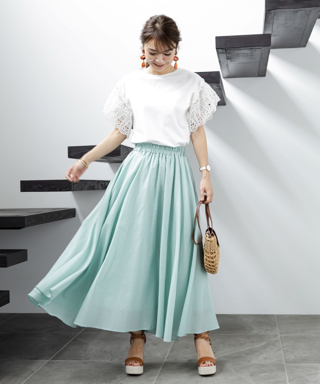 成瀬愛里さん着用】ギャザーフレアコットンスカート 