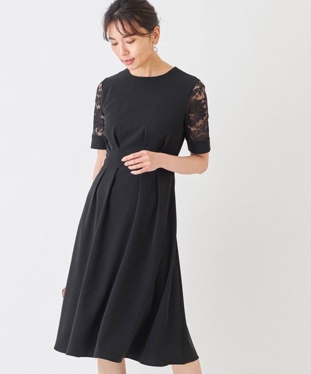 ウエストタック袖レースワンピース ウエストタック袖レースワンピース