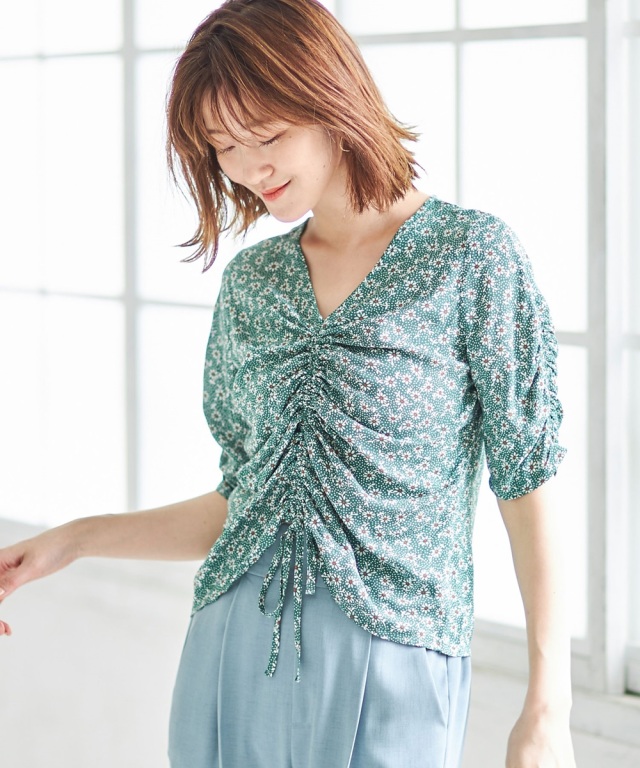 ドロストデザイン小花柄ブラウス