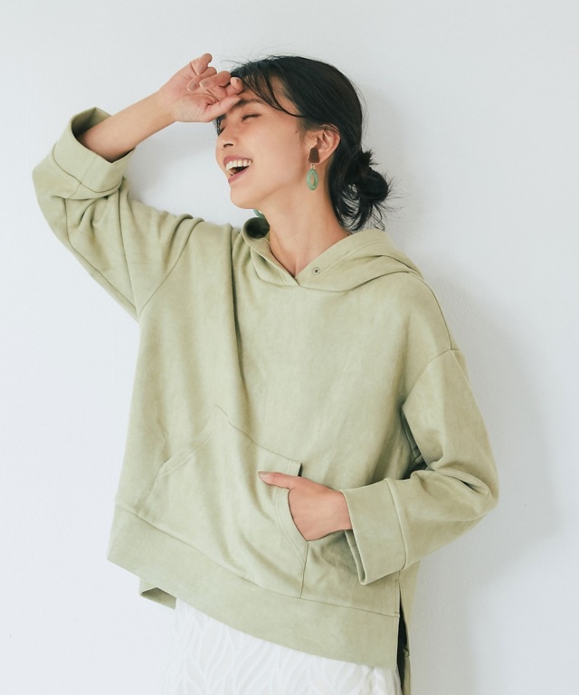 ストレッチスウェードパーカー