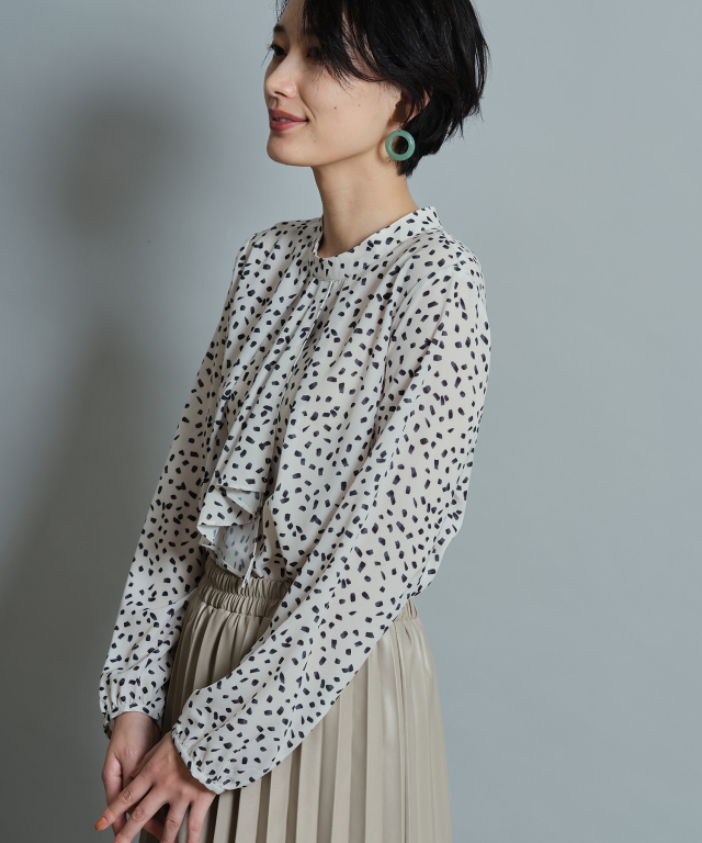 IENA｜《追加》ドットタフタ シャーリングブラウス | Rakuten