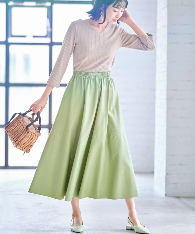 エコレザーパネルフレアスカート